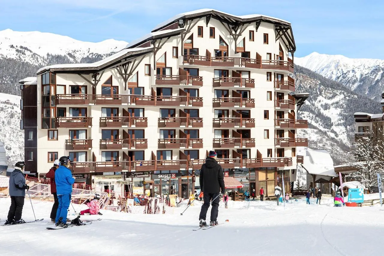 Residence Pierre & Vacances Le Britania La Tania 3*,